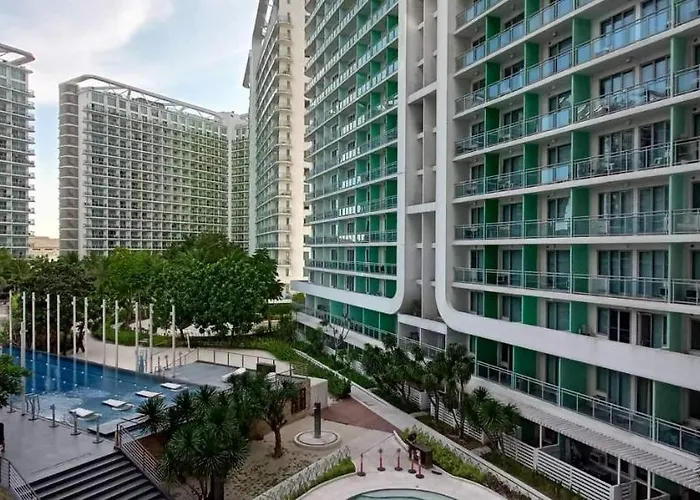 Azure Urban Residences 2*