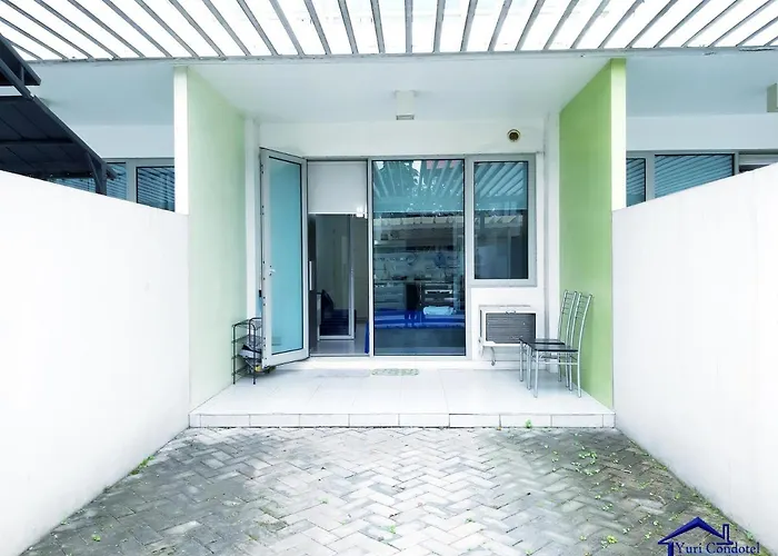 Azure Urban Residences Aparthotel 2*