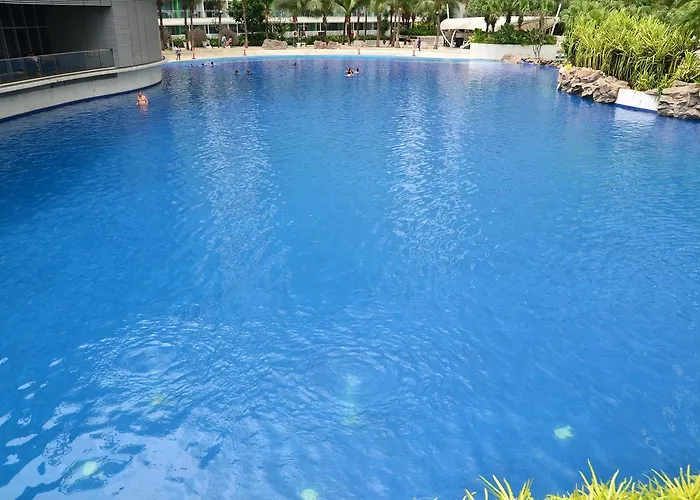 Azure Urban Residences 2*