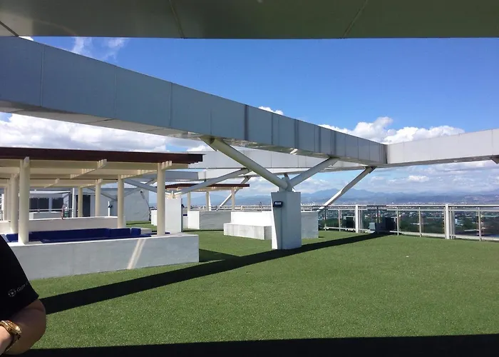 Aparthotel Azure Urban Residences Manila