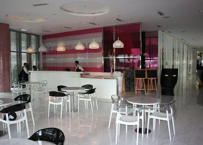 Aparthotel Azure Urban Residences Manila